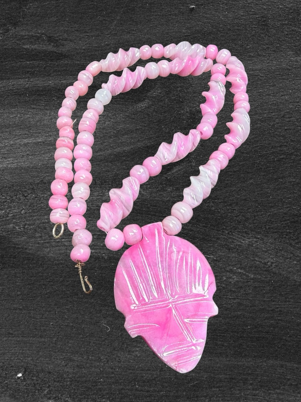 Vintage Mexican Onyx Pink Bead Carved Aztec Tribal Beaded Necklace Mask